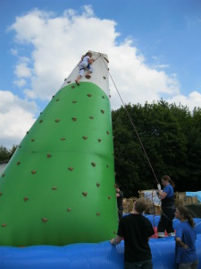 Kletterburg beim Ferienprogramm 2012